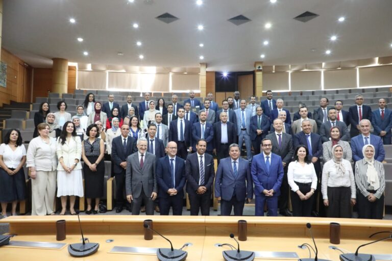 Cérémonie de remise des certificats de formation en normes internationales d&rsquo;audit au profit de 49 Inspecteurs des Finances